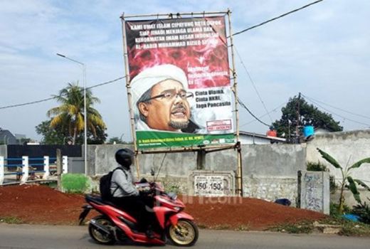 TNI Copot Baliho Habib Rizieq, FPI: Pangdam Sebaiknya Urus OPM - GenPI.co
