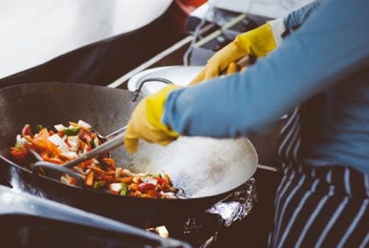 Ingin Mulai Bisnis Kuliner? Ikuti Kiat Berikut - GenPI.co