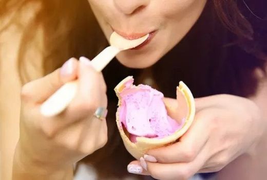 Wow! Es Krim Rasa Marmot Ini Laris di Ekuador - GenPI.co