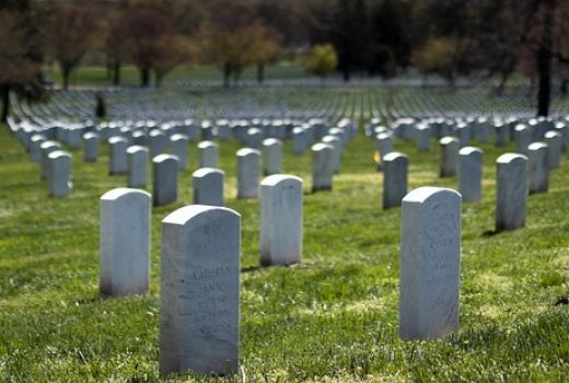 Indonesia: Harga Tanah Makam Tinggi, Lupa Bayar Sewa Digali Lagi - GenPI.co