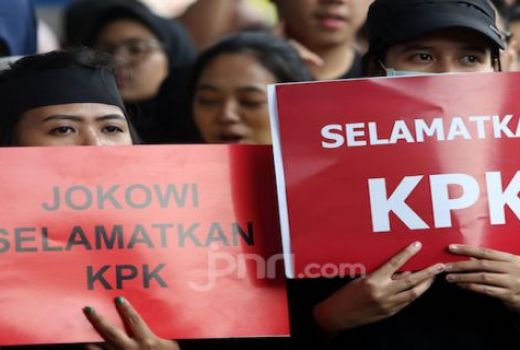 UU Sah Berlaku Hari Ini, KPK Tak Lagi Bisa Operasi Tangkap Tangan - GenPI.co