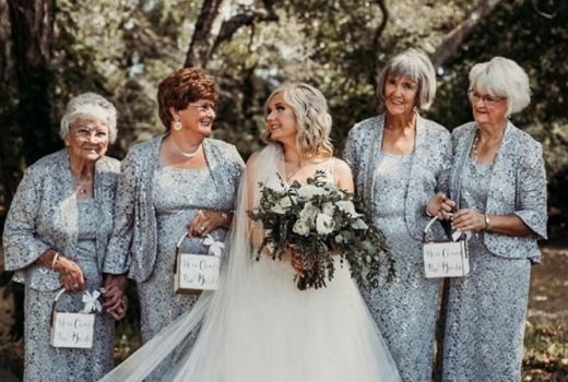 Wow! Pasangan Ini Pilih Nenek 90 Tahun Jadi Pengiring Pengantin - GenPI.co