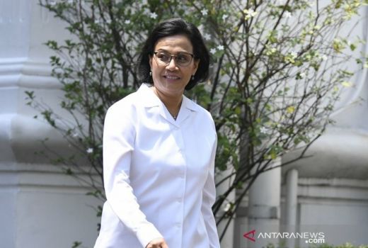 Nggak Nyangka, Sri Mulyani Satu-Satunya Menteri Tak Punya Mobil - GenPI.co