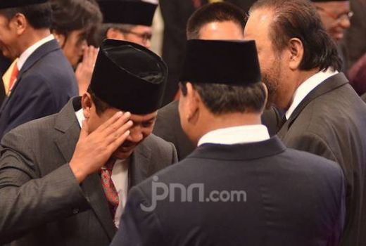 Prabowo Subianto ke Wahyu Sakti Trenggono: Kamu Kerja, Aku Tidur - GenPI.co