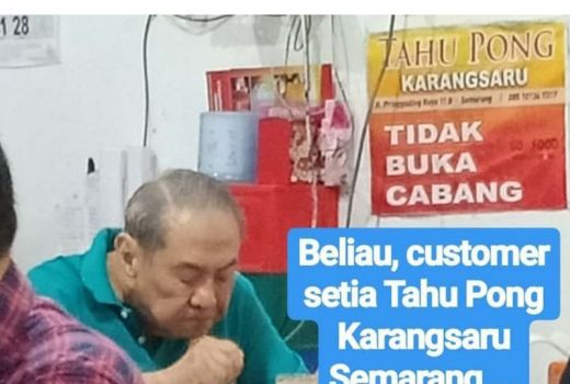 Punya Rp 522 T, Michael Bambang Hartono Santai Makan Tahu Pong - GenPI.co