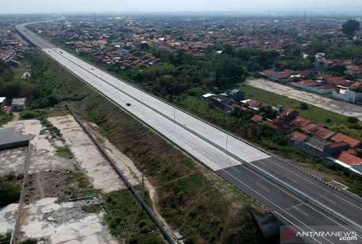 Dear Pemudik, Hati-hati Tol Trans Jawa Rawan Kecelakaan  - GenPI.co
