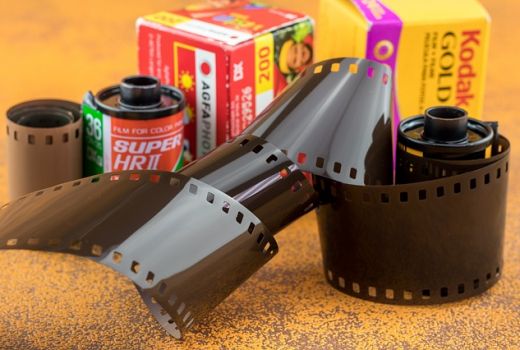 Dulu Pernah Pakai Kamera Analog? Pasti Ingat Roll Film ini Dong - GenPI.co
