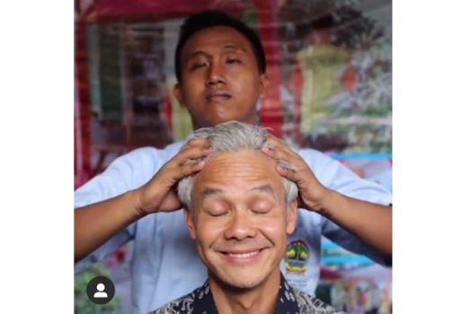 Dipijat Kepalanya, Ganjar Pranowo Sampai Merem Melek Lho - GenPI.co