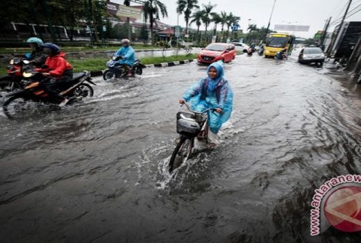 Memasuki Musim Hujan, Mitigasi Bencana Perlu Diperkuat  - GenPI.co