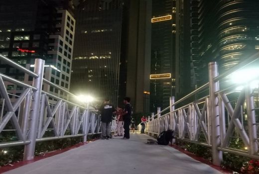 Bukan Estetika yang Didapat, Kalau Hujan Jadi Basah Kuyup - GenPI.co