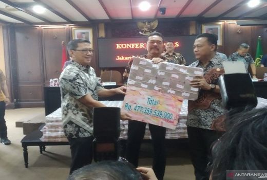 Kejagung Pamerkan Uang Hasil Korupsi Rp 477 Miliar  - GenPI.co