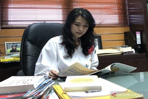 Oh Ternyata... Rektor Termuda Risa Santoso Idolakan Sri Mulyani - GenPI.co