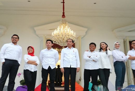 Staf Khusus Presiden Billy Mambrasar Asli Papua - GenPI.co