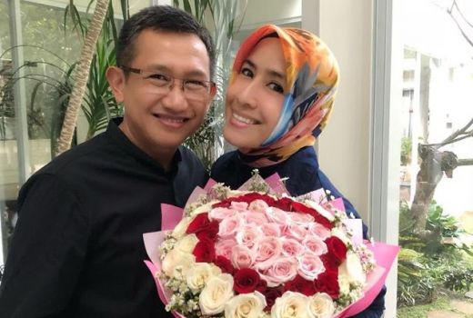 Dikaitkan dengan Tours Les Jours, Sandrina Malakiano Lapor Polisi - GenPI.co