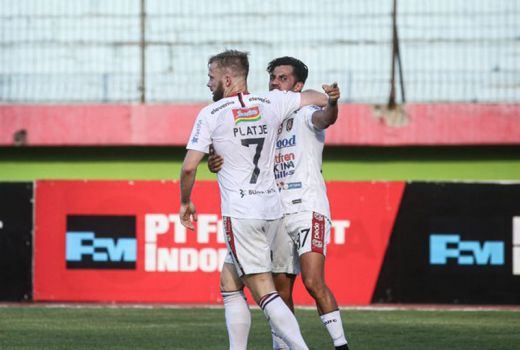 Persipura vs Bali United 2-2: Tamu Nyaris Menang, Lalu Kecewa - GenPI.co