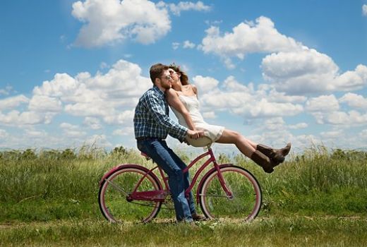Hobi Gonta-ganti Pacar? Mungkin Kamu Satu dari 4 Zodiak ini - GenPI.co
