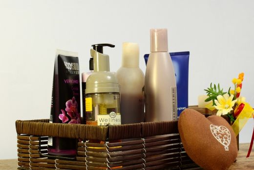 Body Lotion vs Body Cream, Kamu Pilih Mana - GenPI.co