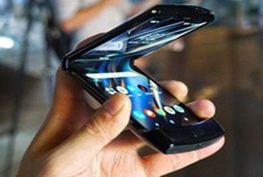 Motorola Razr Hadirkan Kembali Ponsel Lipat  - GenPI.co