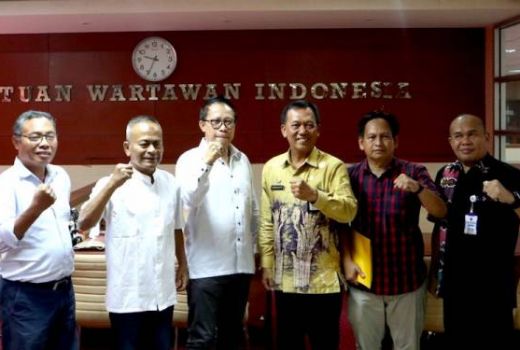 Pemprov Kalsel dan PWI Pusat Teken MoU, HPN 2020 Terus Dikebut - GenPI.co