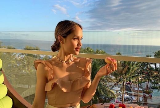 Cinta Laura Kepincut Seminyak Bali, Cek 5 Destinasi Favoritnya - GenPI.co