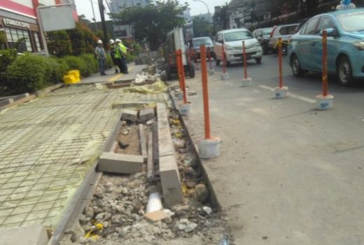 Warga Desak Anies Hentikan Revitalisasi Trotoar Cikini - GenPI.co
