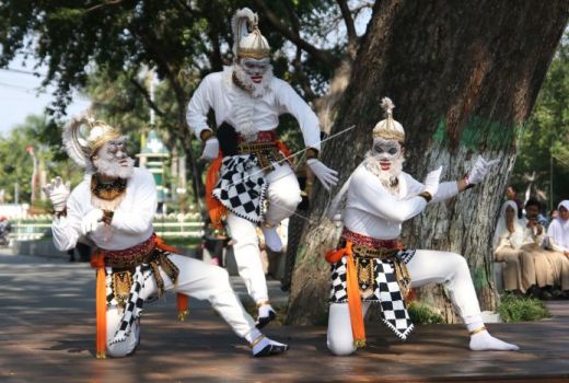 Ratusan Kethek Ogleng Siap Buka Pesta Rakyat Jawa Tengah 2019 - GenPI.co