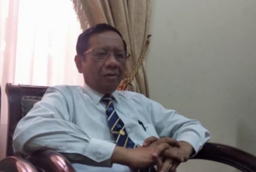 Enzo Allie Jadi Taruna Akmil, Mahfud MD : TNI Kecolongan! - GenPI.co