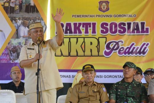 Rusli Habibie Dijuluki Gubernur Lima Ribu, Kenapa Yah? - GenPI.co