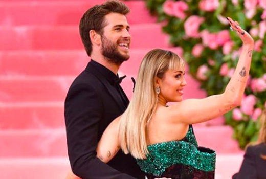 Liam Hemsworth Resmi Gugat Cerai Miley Cyrus - GenPI.co