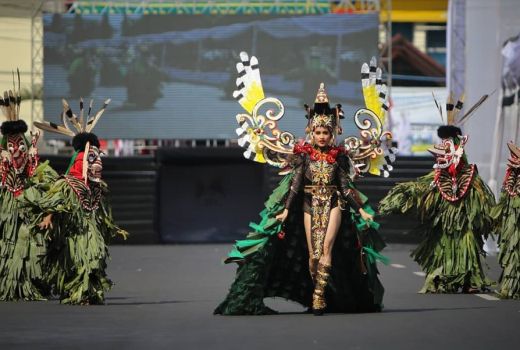 Santri Jember Demo Penampilan Artis di JFC - GenPI.co