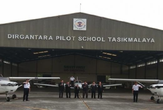 Sempat Vakum, Sekolah Pilot Beroperasi Kembali - GenPI.co