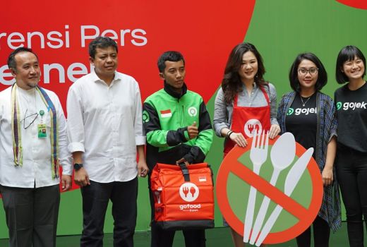 Gojek GoGreener, GoFood Kini Kurangi Pemakaian Kantong Plastik - GenPI.co