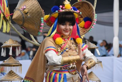 Busana Rancangan Anne Avantie Semarakkan Jember Fashion Carnaval - GenPI.co