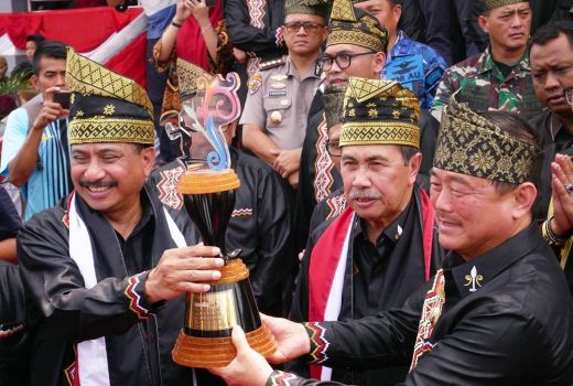 Menpar Dorong Riau Perbanyak Event Pariwisata demi Tingkatkan PAD - GenPI.co