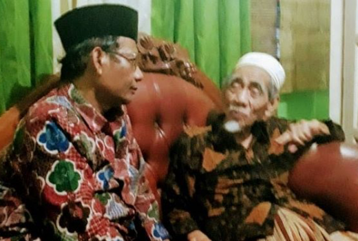 Mbah Moen di Mata Mahfud MD dan Alissa Wahid - GenPI.co