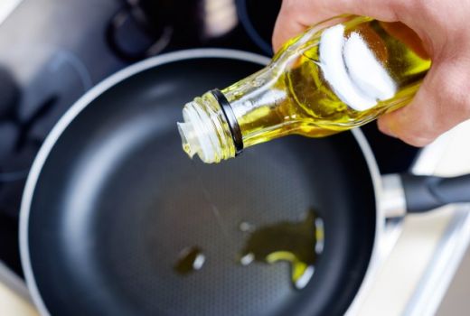 Mau Masak Daging Kurban Non Kolesterol? Pakai Minyak Zaitun Aja - GenPI.co