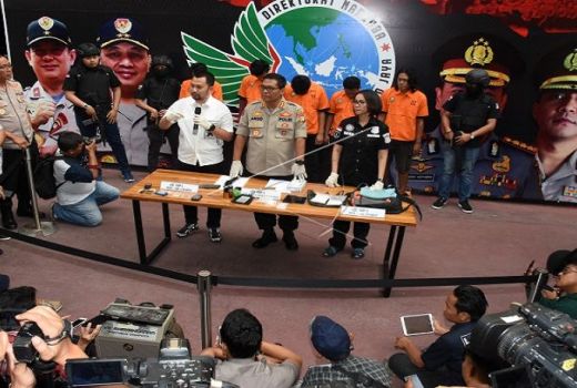 Polisi Tangkap 5 Pemasok Sabu ke Nunung - GenPI.co