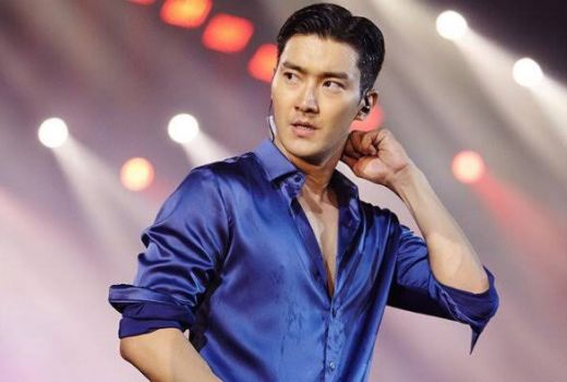 Siwon Super Junior Akui SuJu Tak Punya Grup WA, Mau Pecah? - GenPI.co