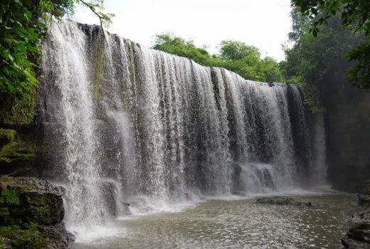 Keren, Air Terjun Temam akan Dilengkapi Jembatan Kaca - GenPI.co
