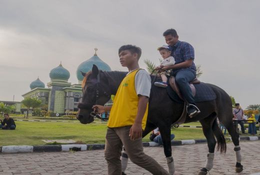 Pentingnya Pemandu Wisata Halal di Riau - GenPI.co