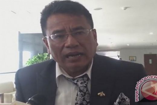 Hotman Paris Serukan Korban Banjir Ajukan Class Action - GenPI.co