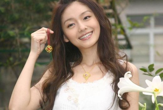 Shancai Meteor Garden Bagikan 10 Ribu Masker untuh Warga Wuhan - GenPI.co