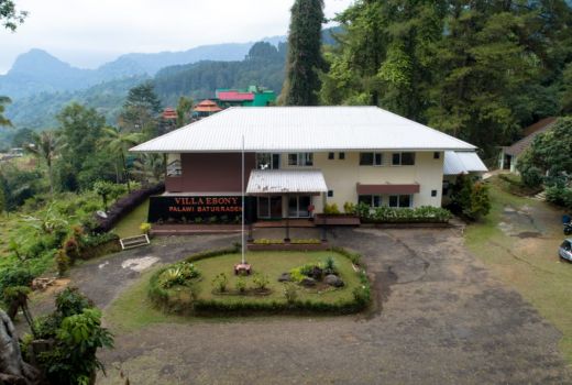 Kemalaman di Wana Wisata Baturraden? Nginap di Sini Aja! - GenPI.co