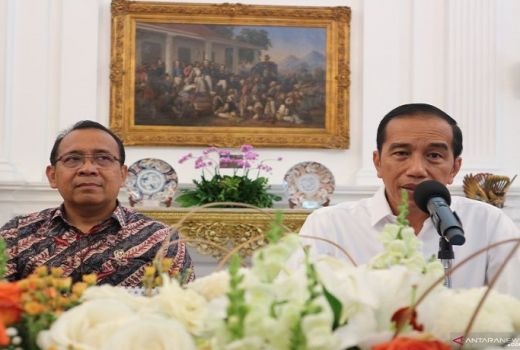 Soal Dinasti Politik, Jokowi: Saya Tidak akan Bantu Gibran - GenPI.co