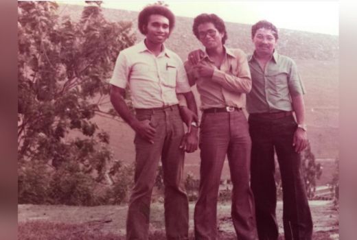 Hotman Paris Unggah Foto Lawas, Curhat Zaman Susah - GenPI.co