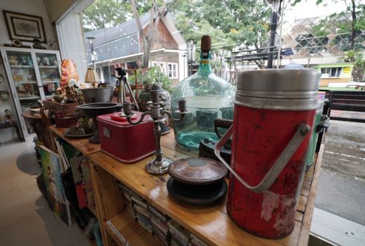 Thrifting Itu Apa Sih? Kalau Sudah Tahu Artinya, Berminat Nggak? - GenPI.co