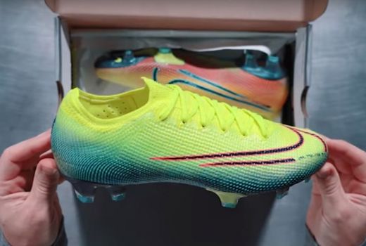 Merumput dengan Nike Mercurial Superfly 7 Dream Speed 2 - GenPI.co