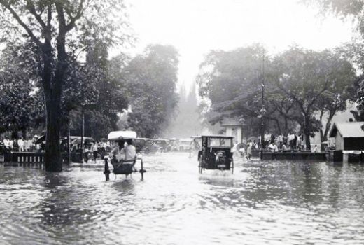 Deretan Potret Banjir Ketika Jakarta Masih Bernama Batavia - GenPI.co