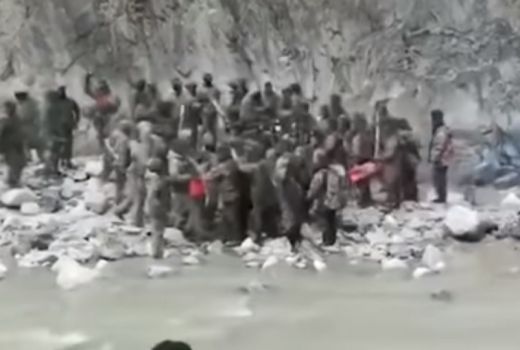 Ngeri! Video Bentrokan Militer China dan India Viral di Medsos - GenPI.co