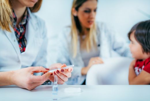 Pilihan Saat Pandemi, Home Visit Vaccination Belum Tentu Aman - GenPI.co